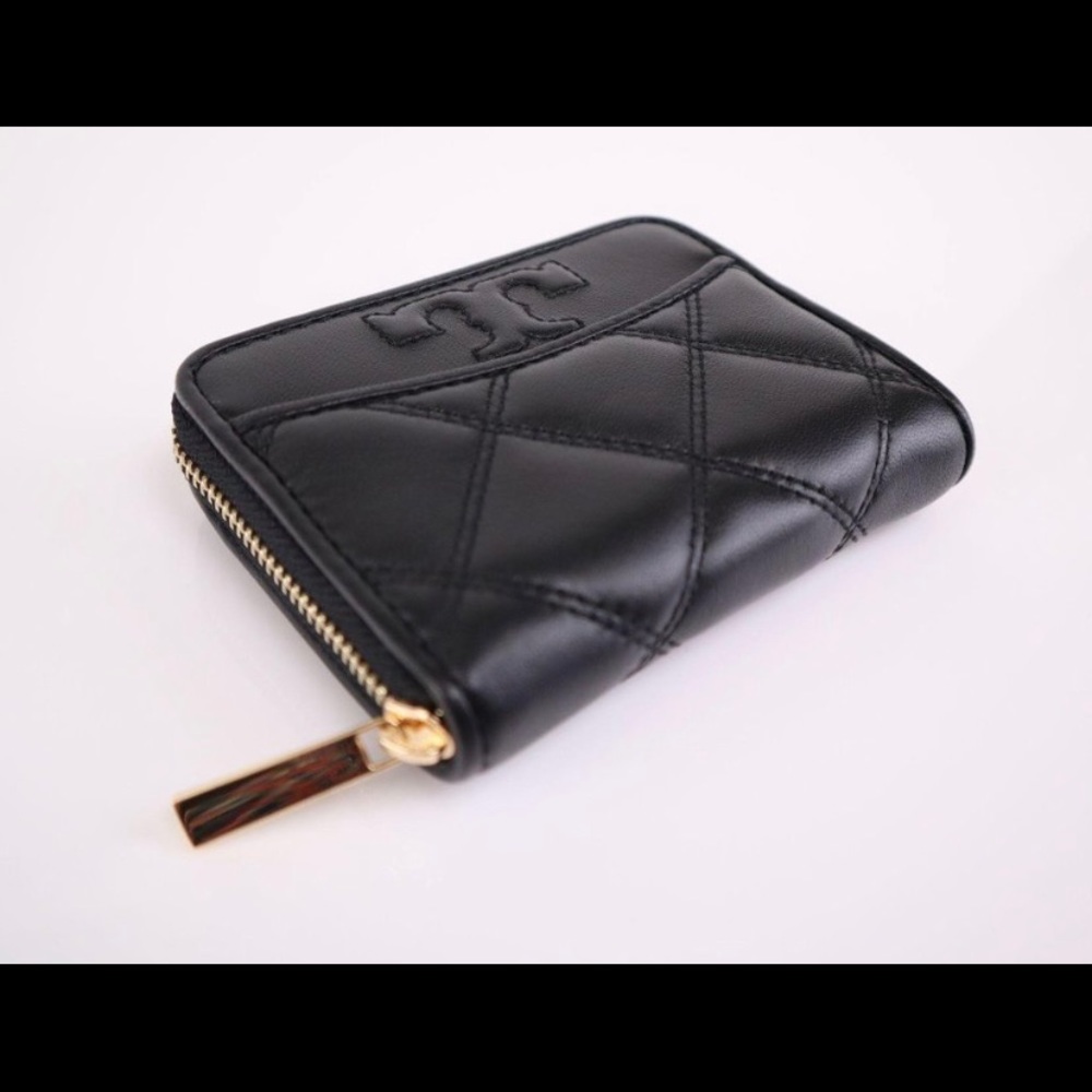 NEW Tory Burch black wallet